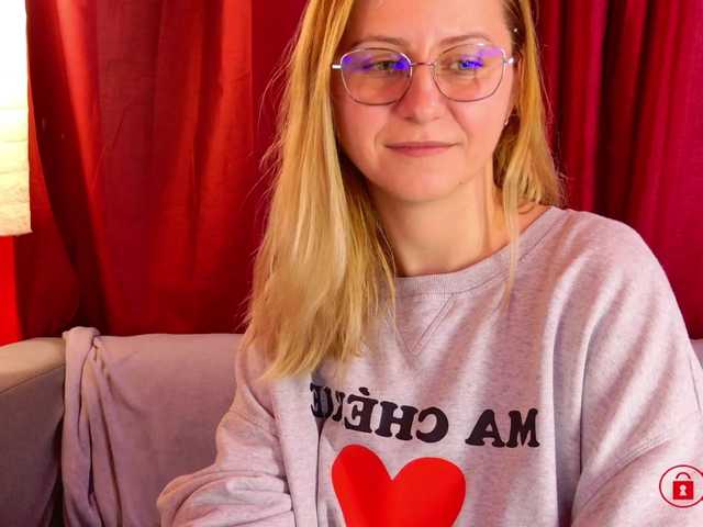 BigBoobsARRI's BongaCams show and profile