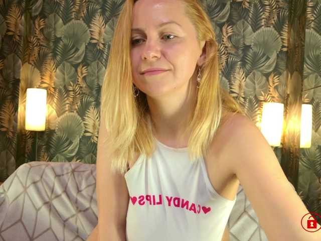 BigBoobsARRI's BongaCams show and profile