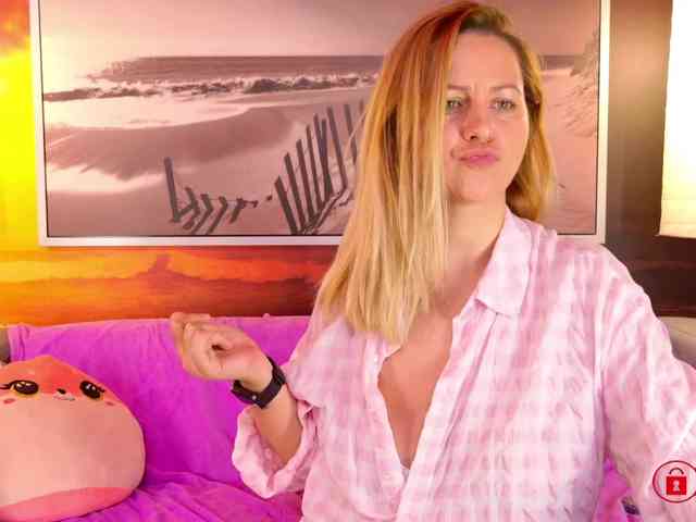 BigBoobsARRI webcam