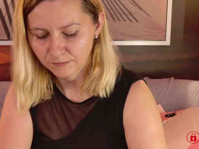 BigBoobsARRI webcam