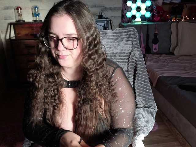 KimberlyCaprice's BongaCams show and profile