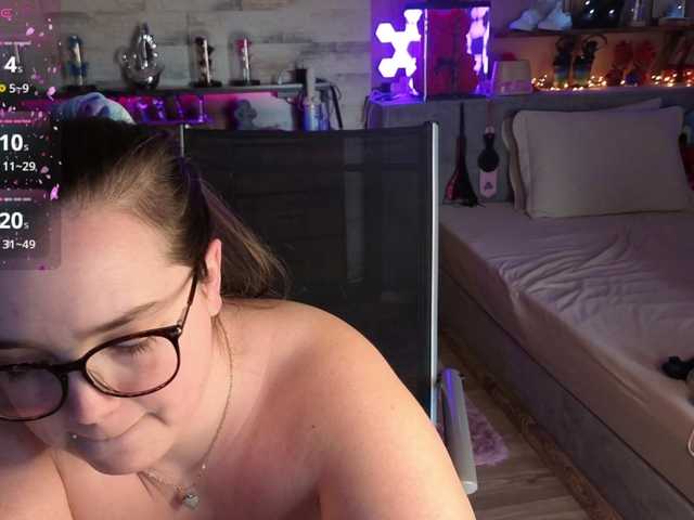 KimberlyCaprice's BongaCams show and profile