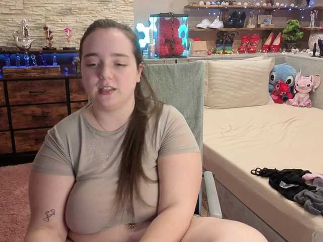 KimberlyCaprice's BongaCams show and profile