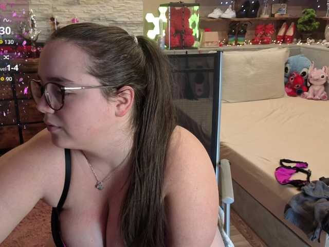 KimberlyCaprice's BongaCams show and profile