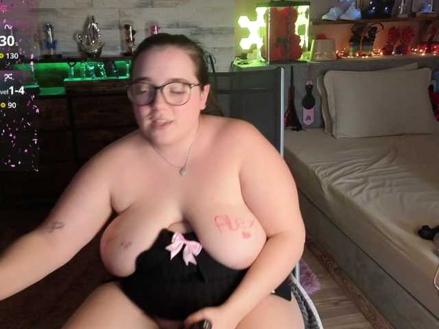 KimberlyCaprice's BongaCams show and profile