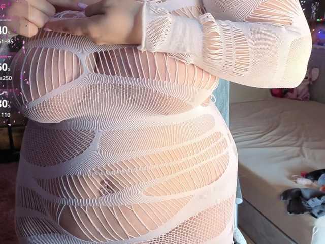 KimberlyCaprice's BongaCams show and profile