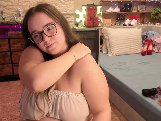 KimberlyCaprice's BongaCams show and profile