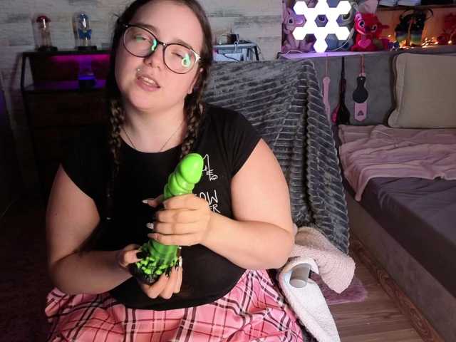 KimberlyCaprice's BongaCams show and profile