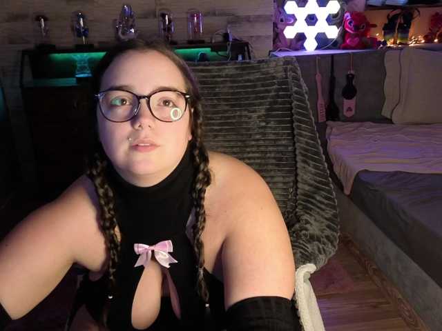 KimberlyCaprice's BongaCams show and profile