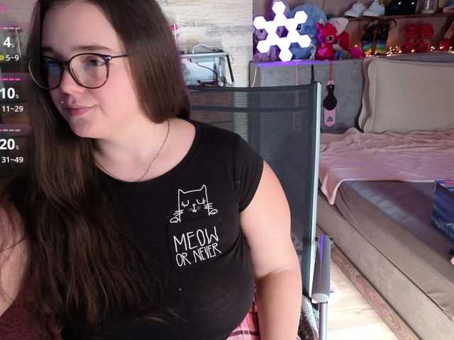KimberlyCaprice's BongaCams show and profile