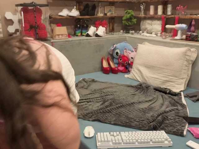 KimberlyCaprice's BongaCams show and profile