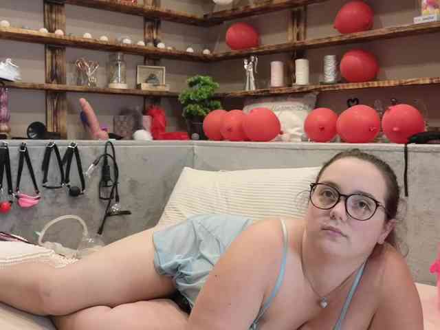 KimberlyCaprice webcam