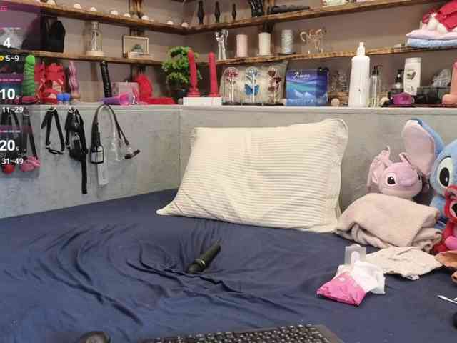 KimberlyCaprice webcam