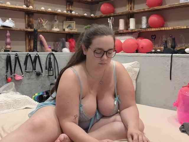 KimberlyCaprice webcam