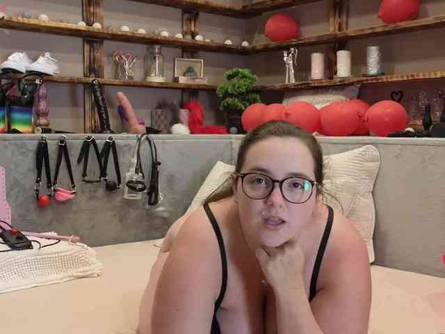KimberlyCaprice webcam