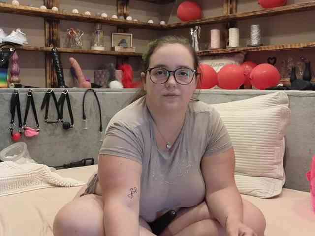 KimberlyCaprice webcam