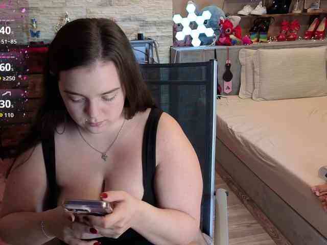 KimberlyCaprice webcam