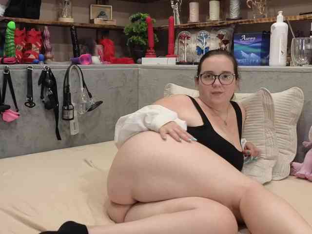 KimberlyCaprice webcam
