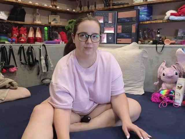 KimberlyCaprice Live Webcam on BongaCams