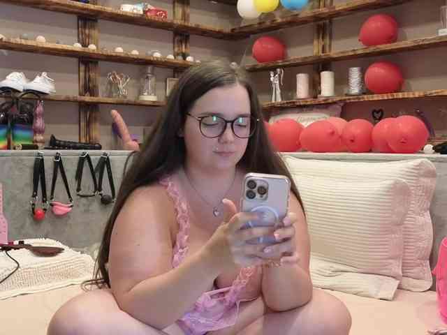 KimberlyCaprice webcam