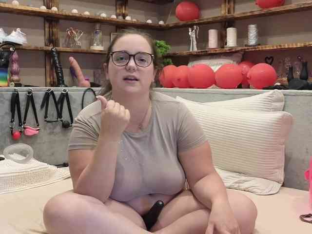 KimberlyCaprice webcam
