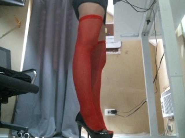 GoddessArax's BongaCams show and profile