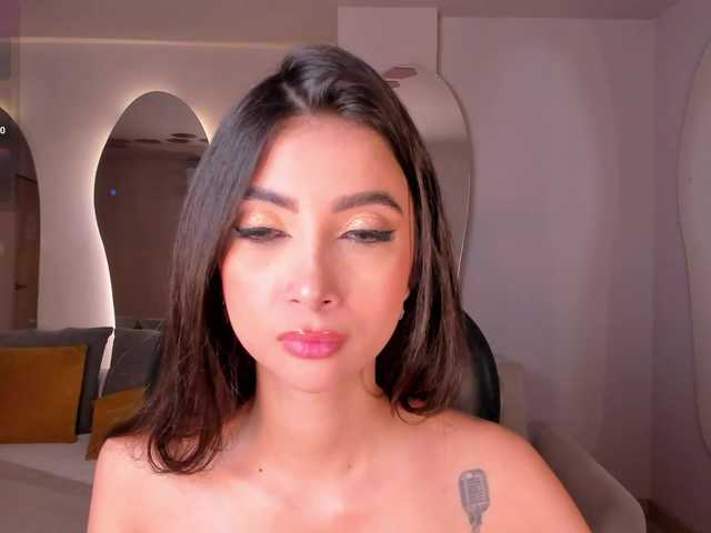 ValeriaVelvet's BongaCams show and profile