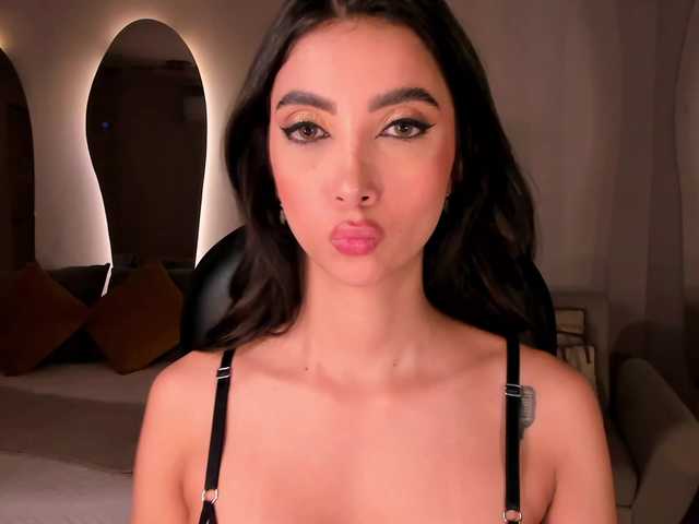 ValeriaVelvet's BongaCams show and profile