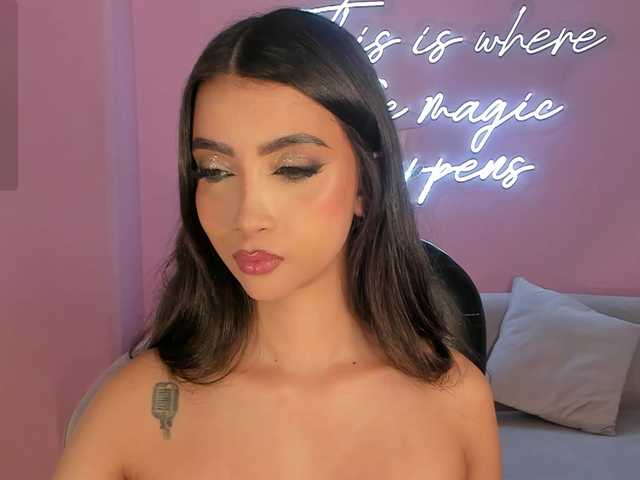 ValeriaVelvet's BongaCams show and profile