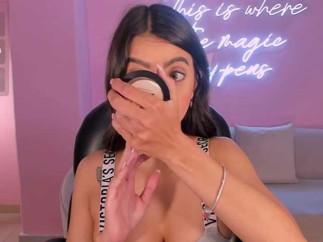 ValeriaVelvet's BongaCams show and profile