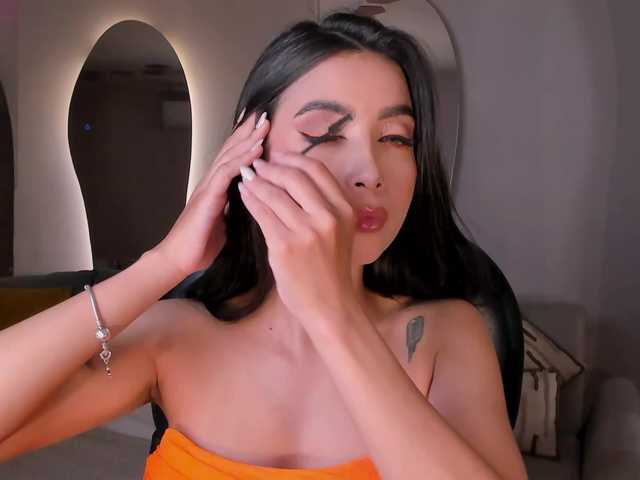 ValeriaVelvet's BongaCams show and profile