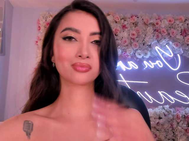 ValeriaVelvet's BongaCams show and profile