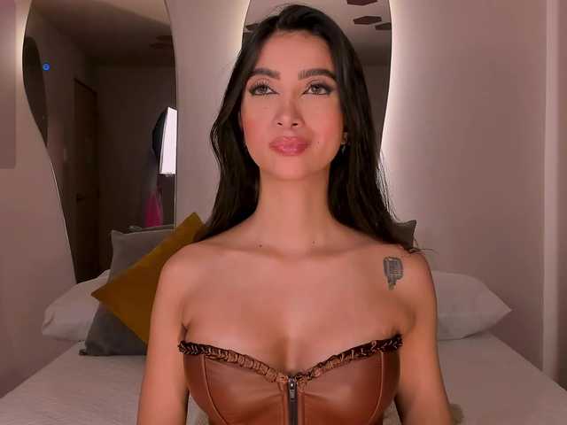 ValeriaVelvet's BongaCams show and profile