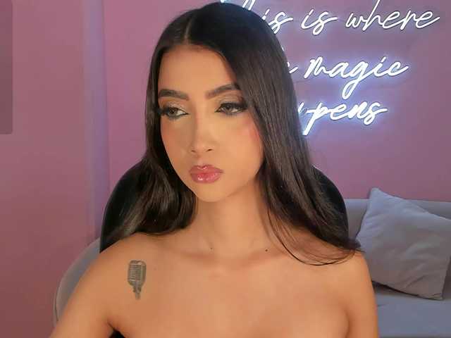 ValeriaVelvet's BongaCams show and profile