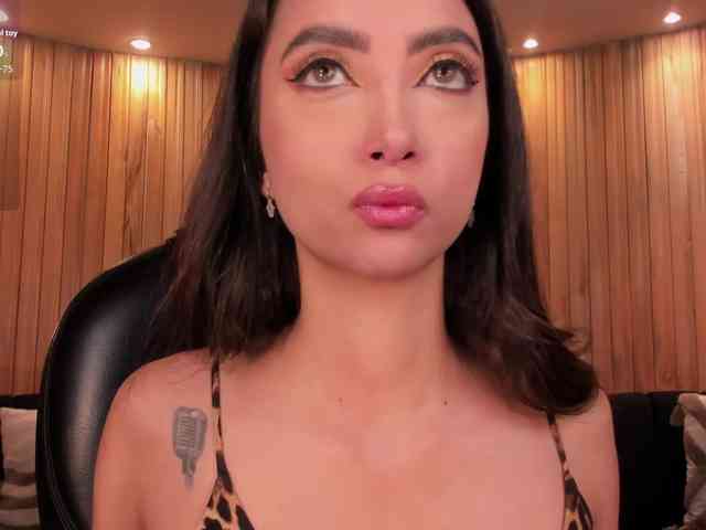 ValeriaVelvet ValeriaVelvet