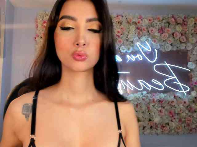 ValeriaVelvet webcam