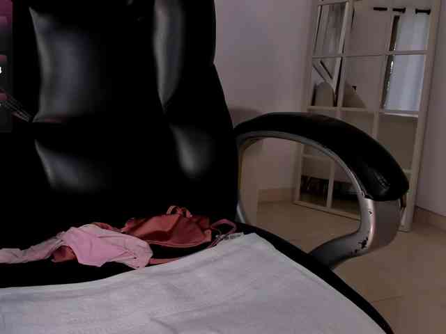 ValeriaVelvet webcam