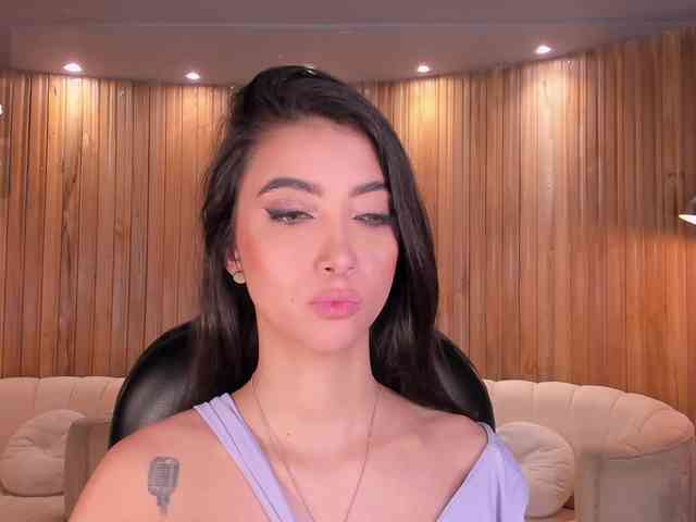 flirt chatroom ValeriaVelvet