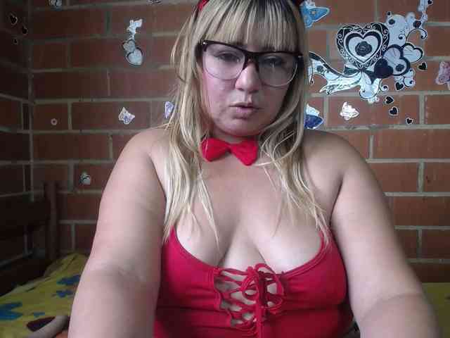 jones-scarlet webcam