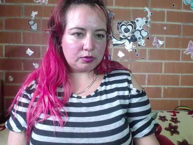 jones-scarlet webcam