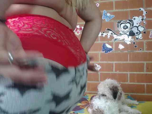 jones-scarlet webcam