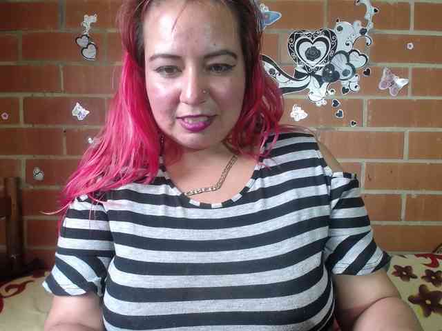 jones-scarlet webcam