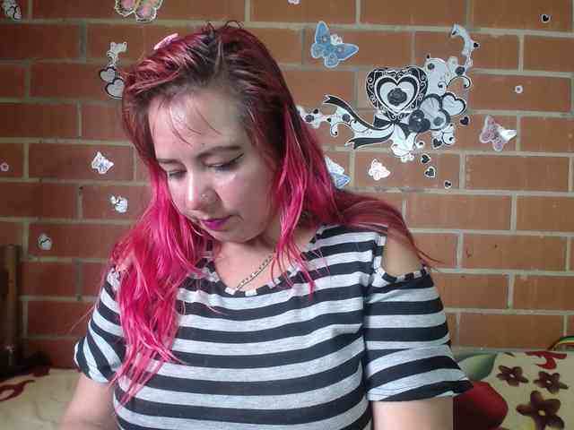 jones-scarlet webcam