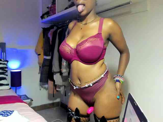 The-Fantasy webcam