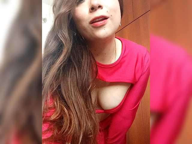 TiffanyB8's BongaCams show and profile