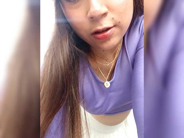 TiffanyB8's BongaCams show and profile