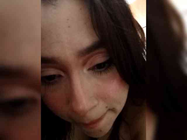 TiffanyB8 webcam