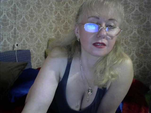 SweetieAngel's BongaCams show and profile