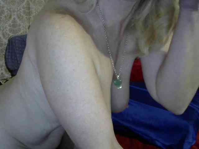 SweetieAngel webcam