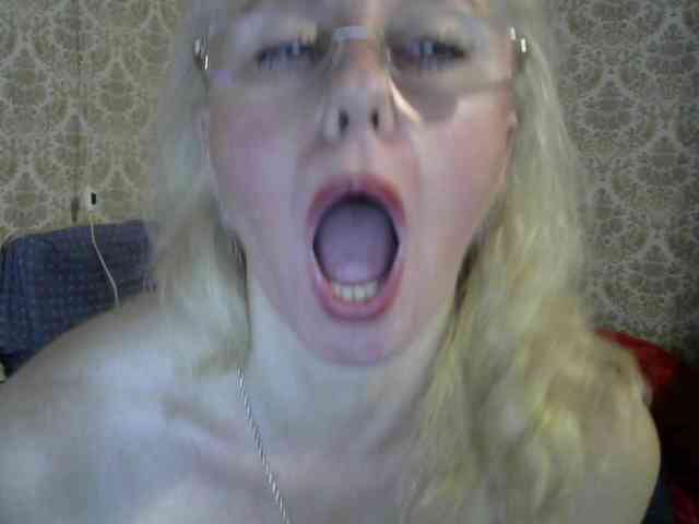SweetieAngel webcam